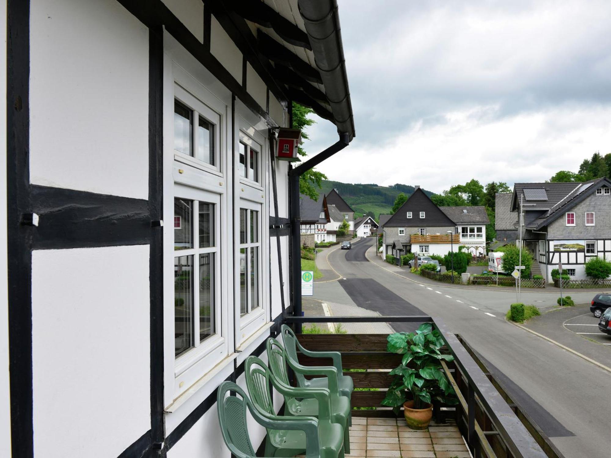 Cozy Holiday Home With Wifi In Hochsauerland Elpe Екстер'єр фото